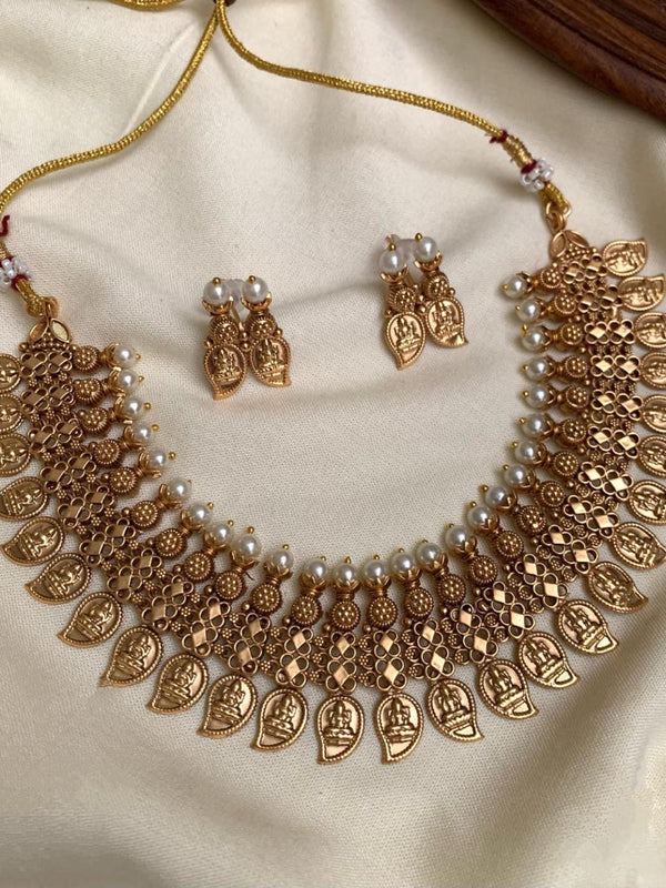 TRADITIONAL MAANGA NECKLACE SET