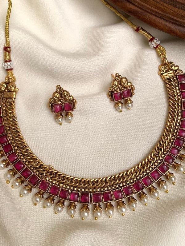 CLASSIC RUBY NECKLACE WITH EARRINGS SET