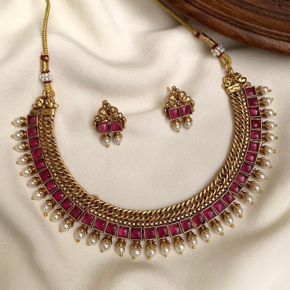 CLASSIC RUBY NECKLACE WITH EARRINGS SET