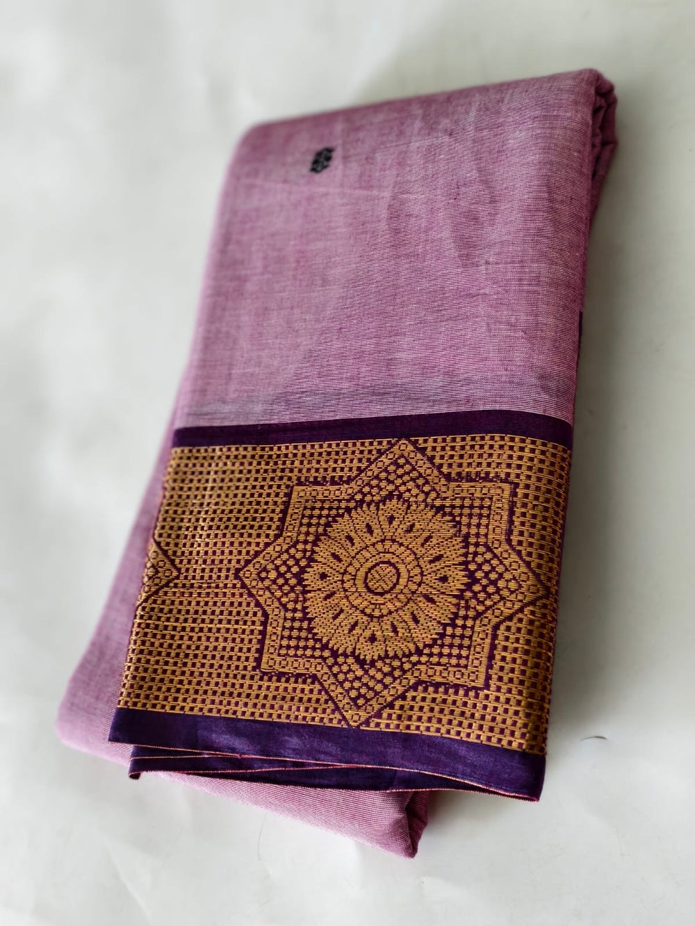 KANCHI COTTON SAREE WITH CONTRAST ZARI BORDER