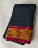 KANCHI COTTON SAREE WITH CONTRAST ZARI BORDER