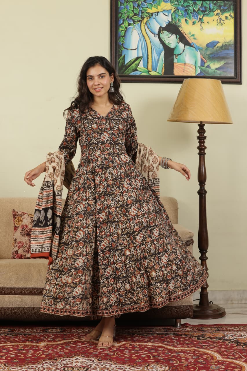 HAND BLOCK PRINTED BLACK ANARKALI SET
